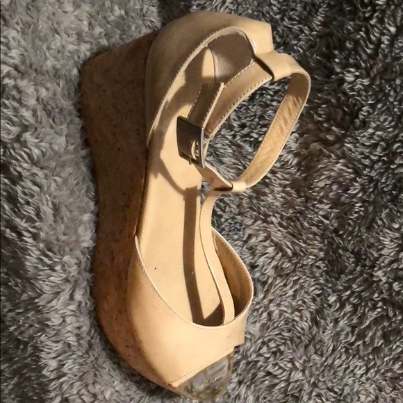 Jimmy choo size 38 shoes. - Picture 3 of 8